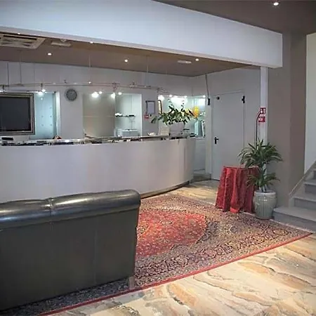 Genty Hotel 4*