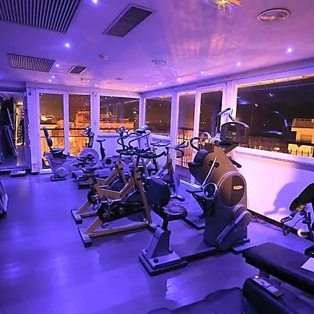 Genty Hotel