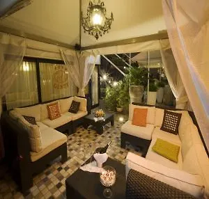 Genty فندق ريميني