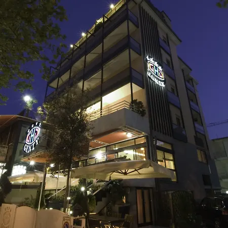 杰安堤酒店 里米尼